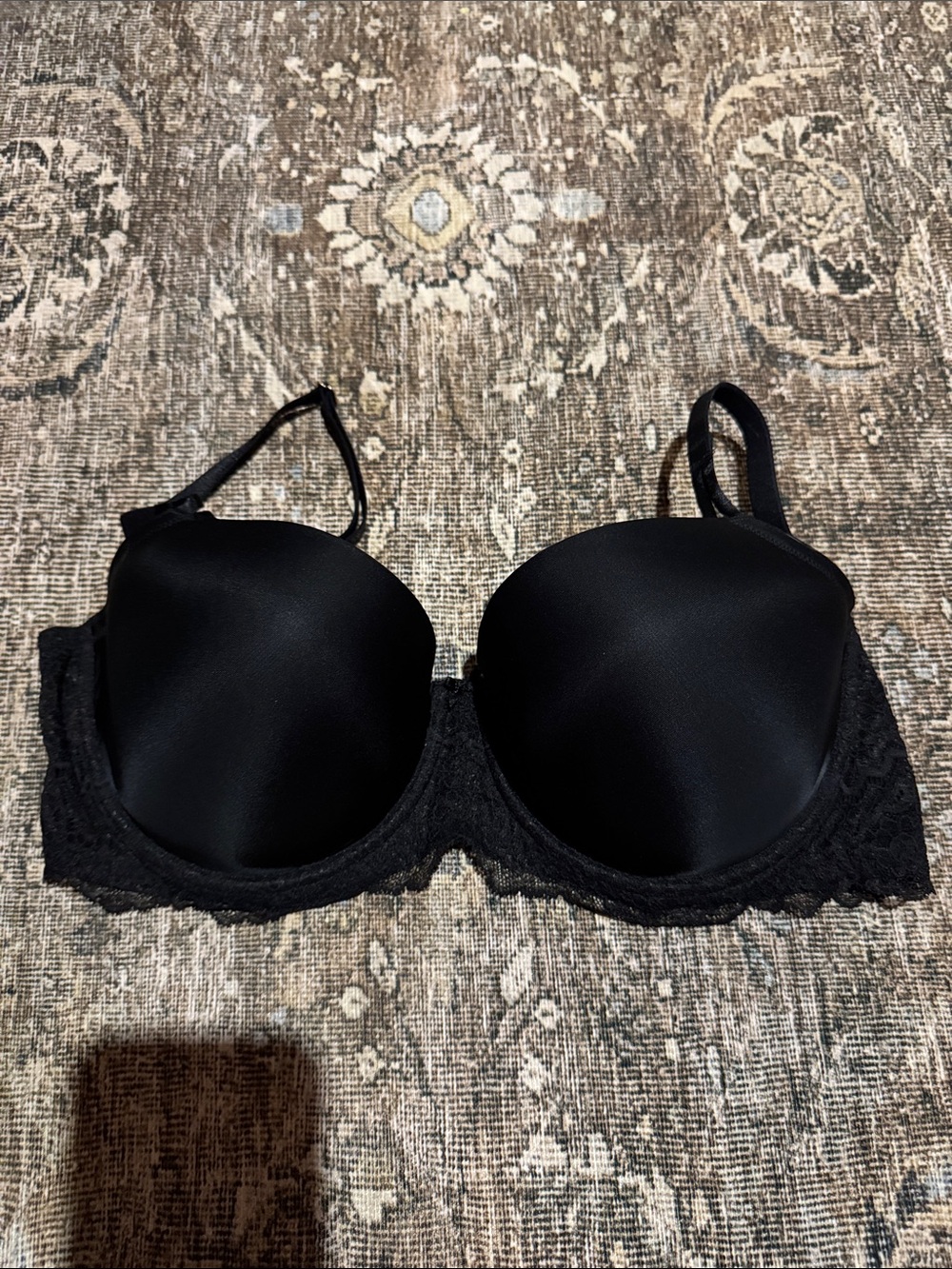 Victoria's Secret Black Lace Push-Up Bra 38D